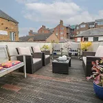 50 West Street Edelweiss * Scarborough