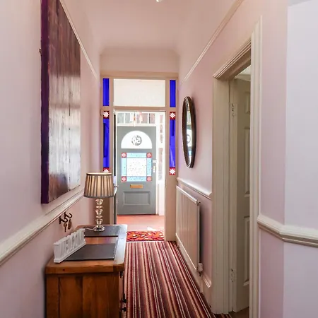 50 West Street Edelweiss Scarborough