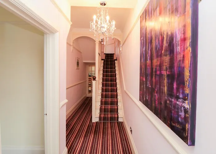 50 West Street Edelweiss