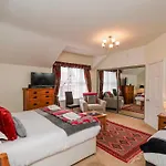 50 West Street Edelweiss Holiday home *