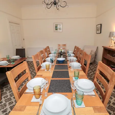 50 West Street Edelweiss *