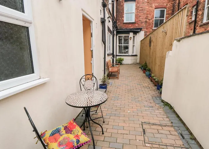 50 West Street Edelweiss Scarborough