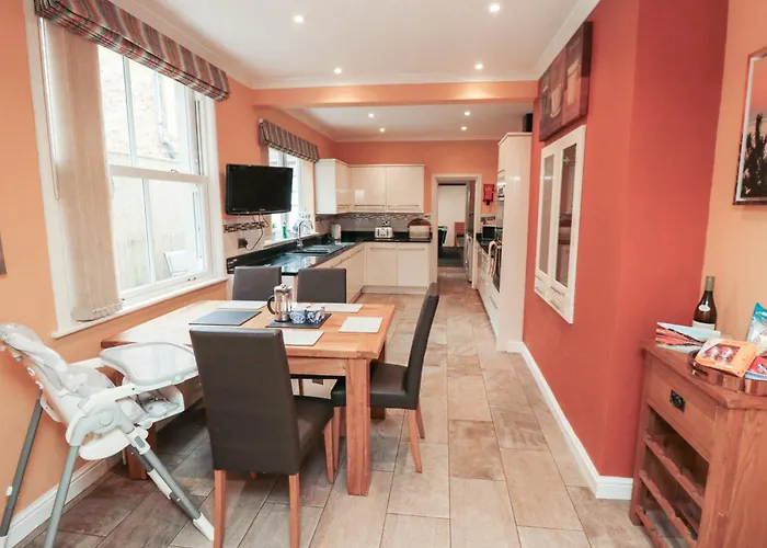 Semesterbostad 50 West Street Edelweiss *